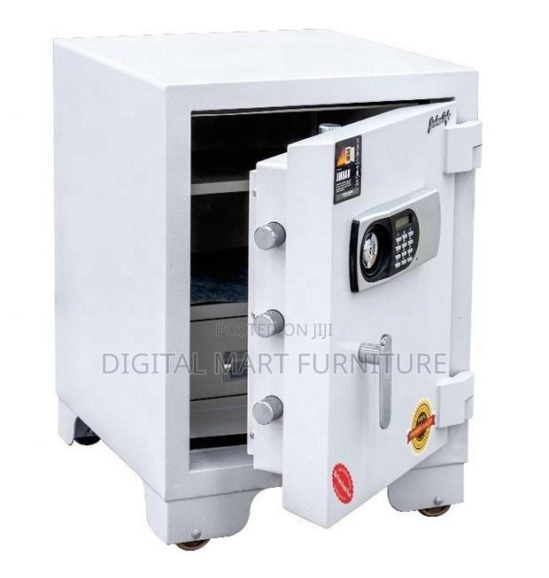 White Medium Fireproof Safe Lockable - thumbnail 8