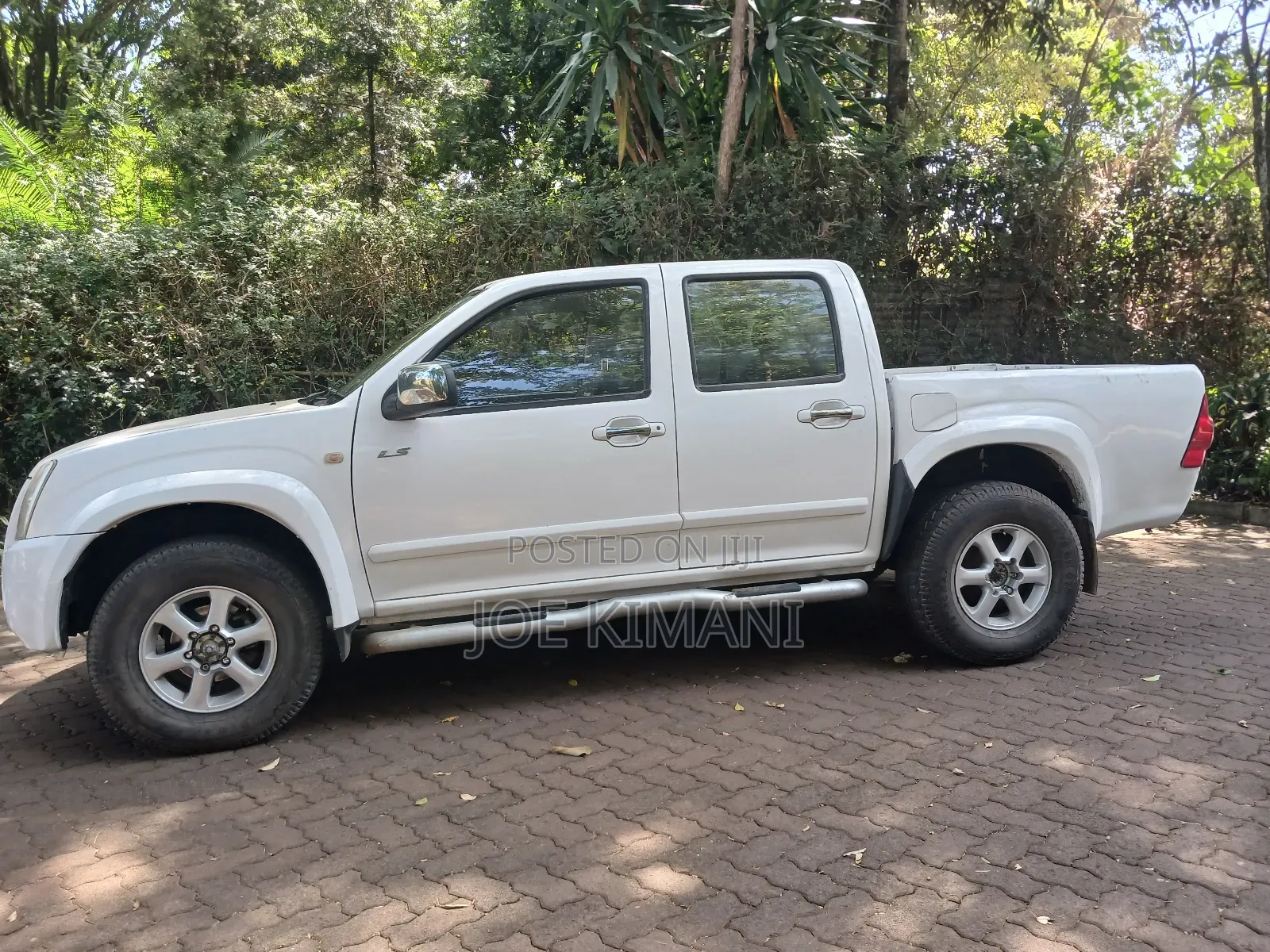 Isuzu D-MAX 2014 White