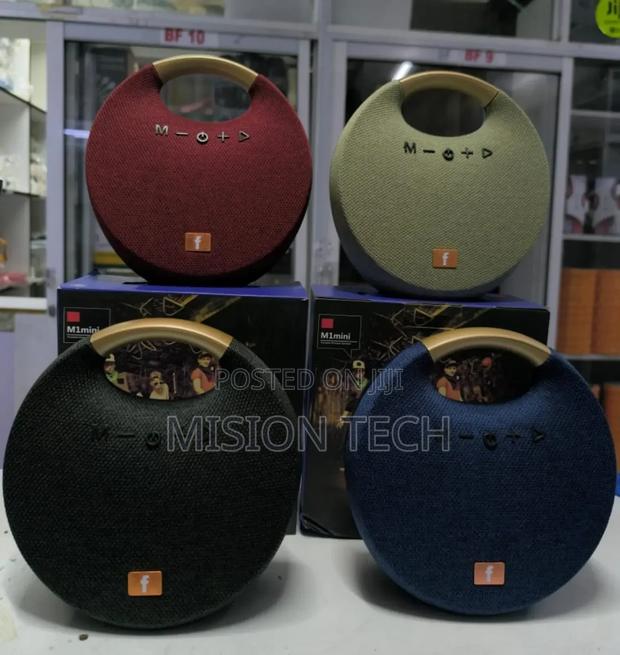 M1 Mini Bluetooth Speaker - main view