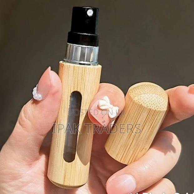 Portable Perfume Refill Bottle Bamboo Casing 8ml - main view
