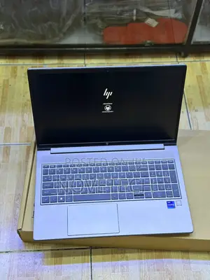 Laptop HP ZBook Power G9 I7 32GB Intel Core I7 SSD 512GB