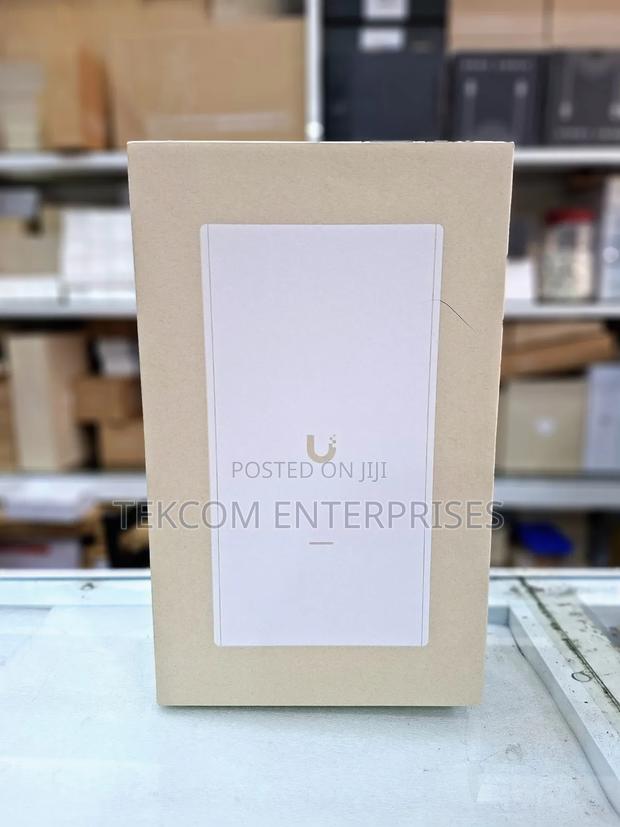 Ubiquiti Unifi U6 Mesh-Pro Acess Pointt - main view