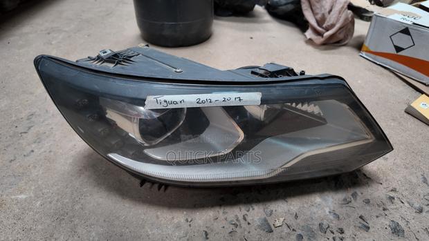 Volkswagen Tiguan RHS Headlight