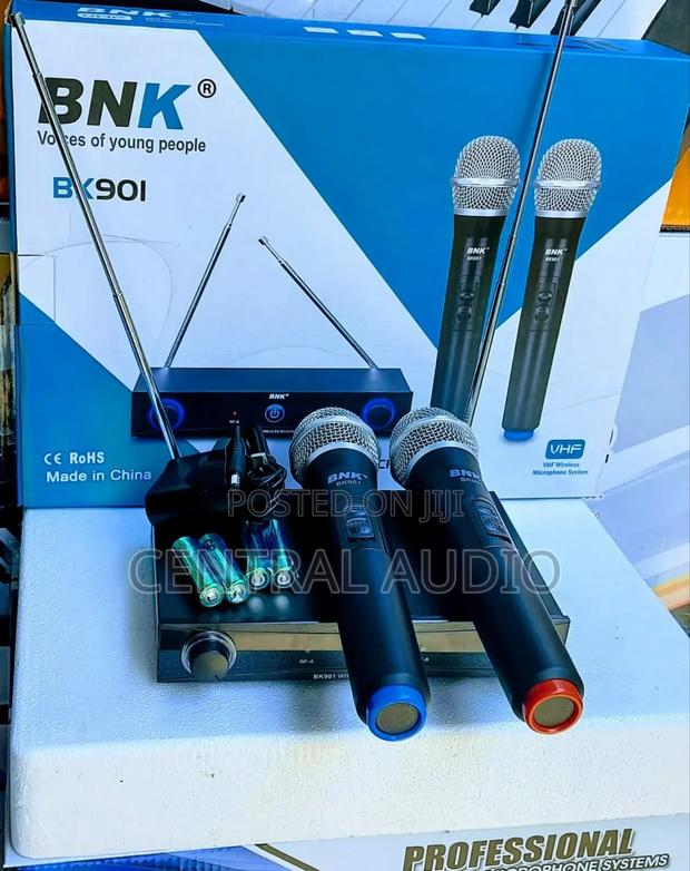 BNK 901 Wireless Microphone
