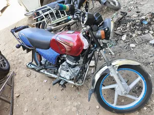 Bajaj Boxer 100 2021 Red