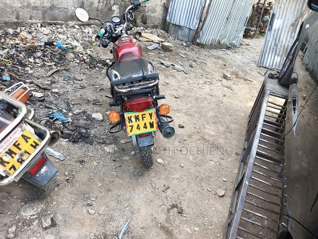 Bajaj Boxer 100 2021 Red - thumbnail 4