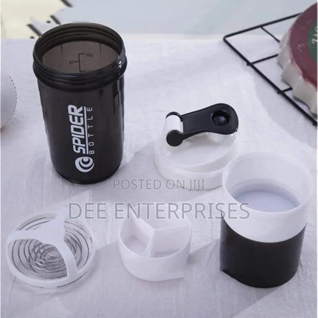 550ml Protein Shaker Bottle - thumbnail 2