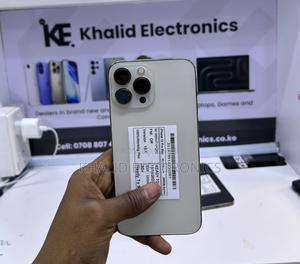 Apple iPhone 13 Pro Max 256 GB Gold - main view