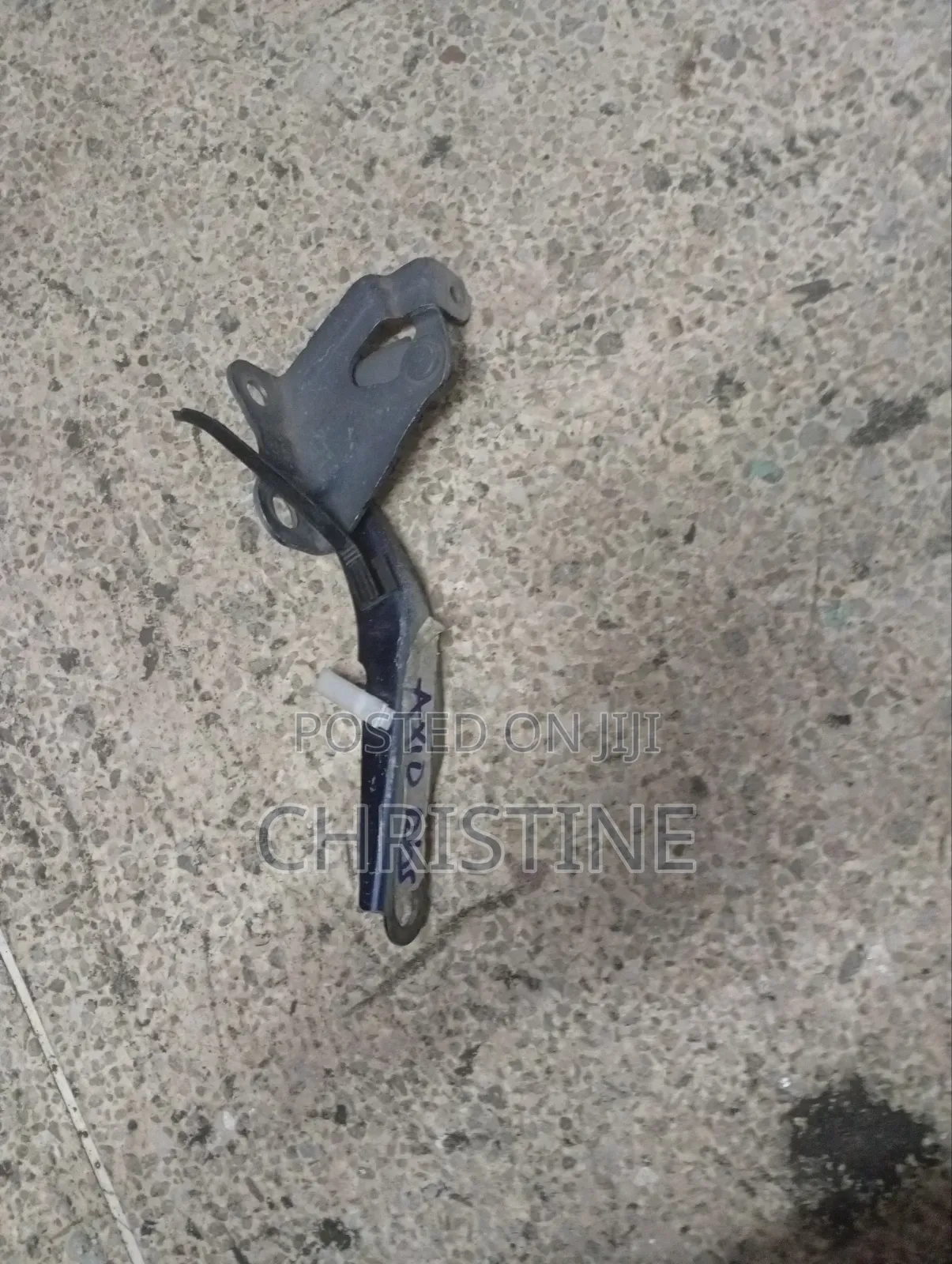 Toyota Axio/Fielder 141 Bonnet Hinge RHS