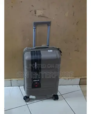 Single Unbreakable Suitcase