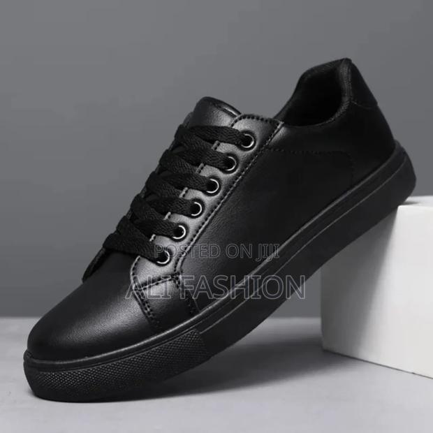 Casuals Laced Unisex - thumbnail 2