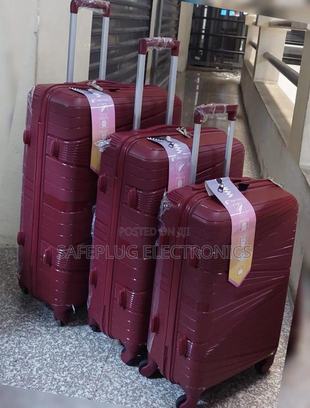 3 Unbreakable Pp Suitcases (48cm, 57cm, 63cm) – - main view