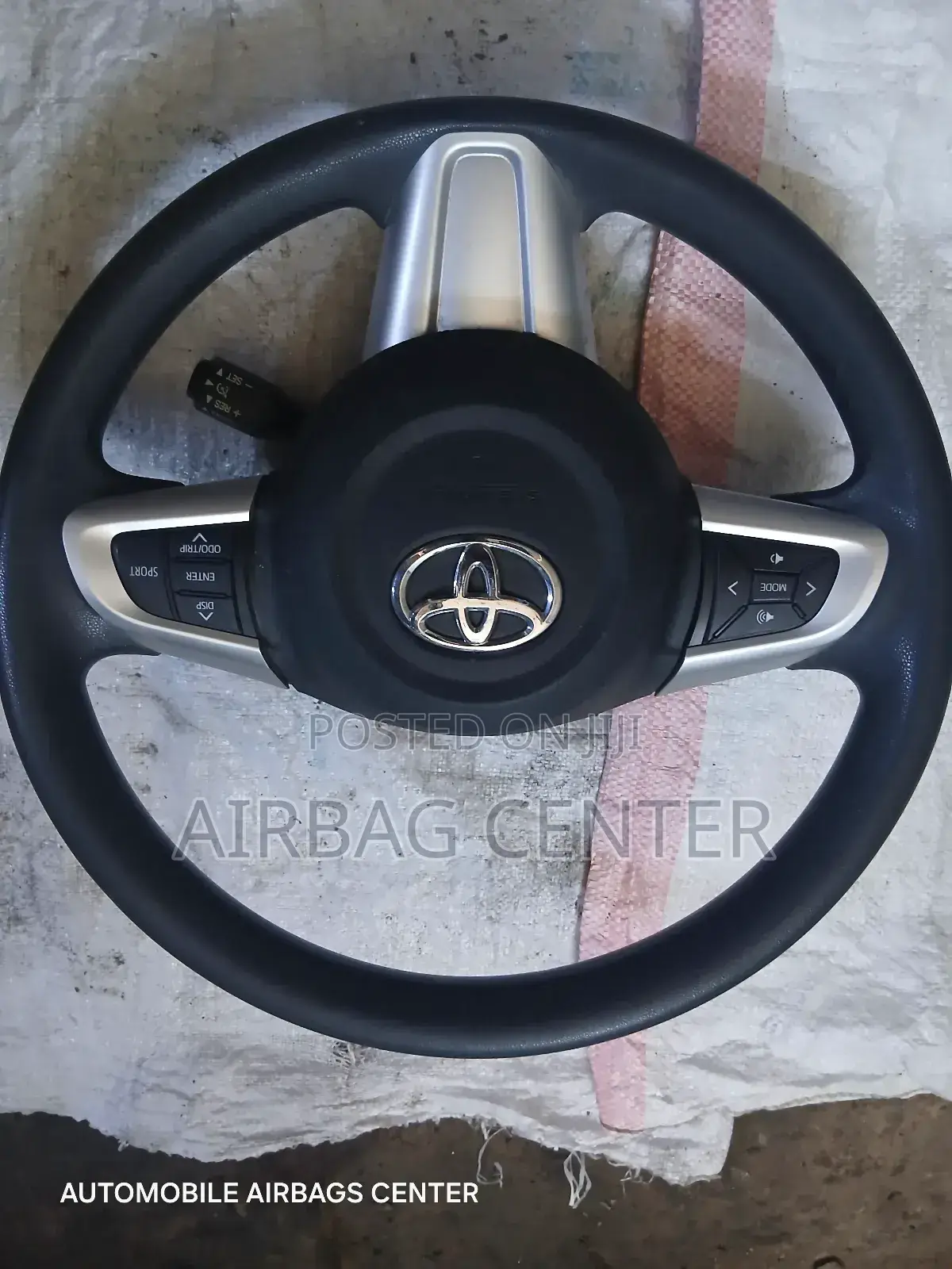 Passo Moda Steering Wheel With Airbag