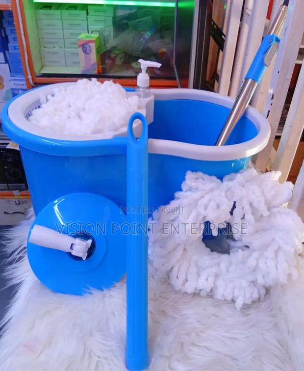 "Spin Mop" Spin Mop