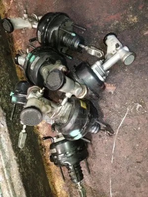 Clutch Booster and Clutch Master Cylinder Nissan Patrol