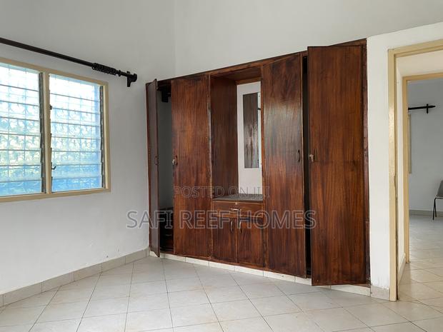 2bdrm Bungalow in Bamburi for sale - thumbnail 11