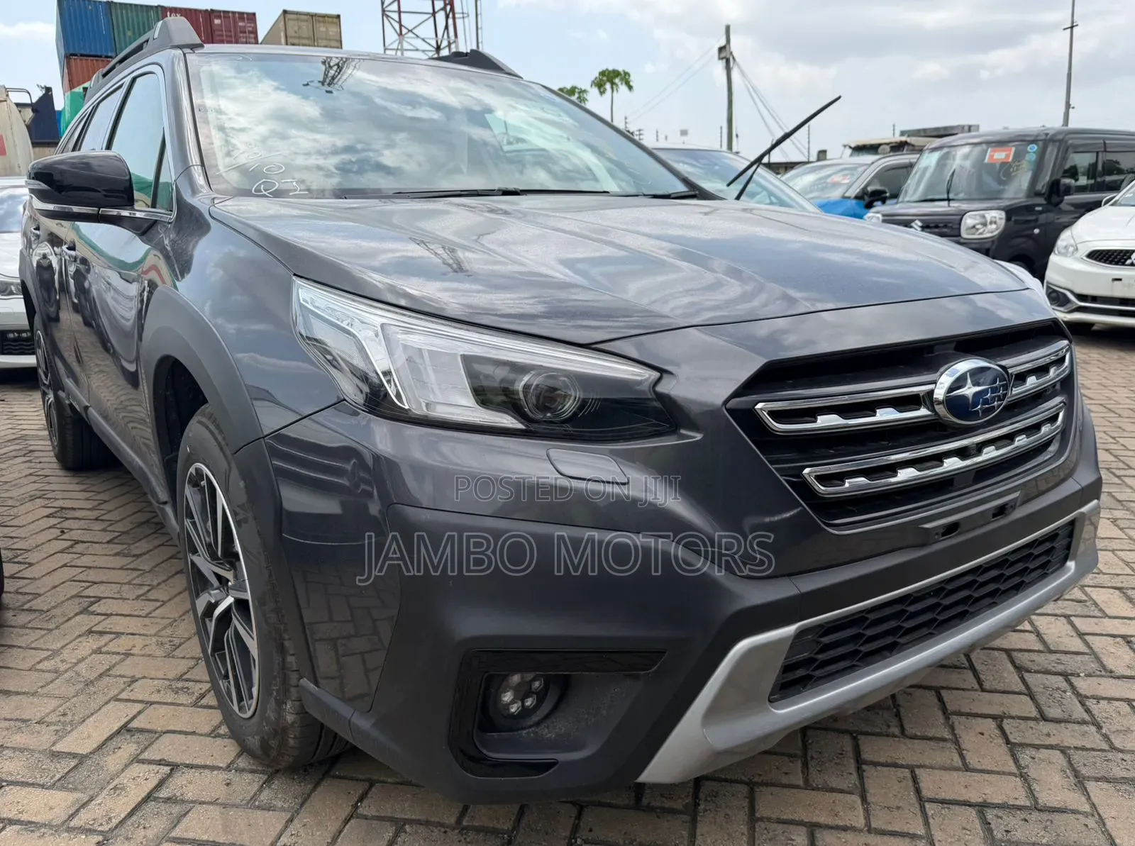 Subaru Outback Premium AWD 2023 Gray
