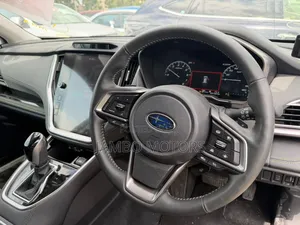 Subaru Outback Premium AWD 2023 Gray