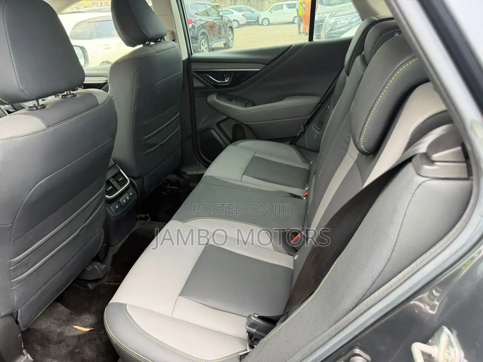 Subaru Outback Premium AWD 2023 Gray