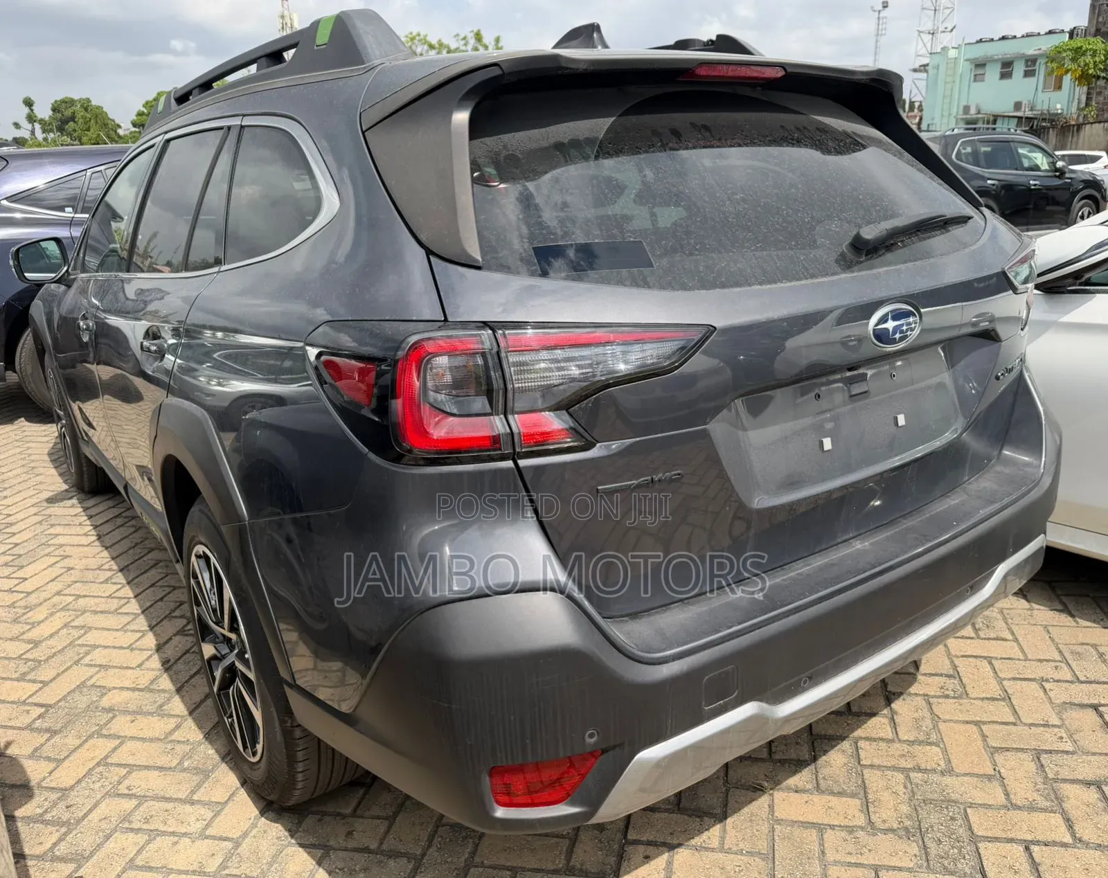 Subaru Outback Premium AWD 2023 Gray