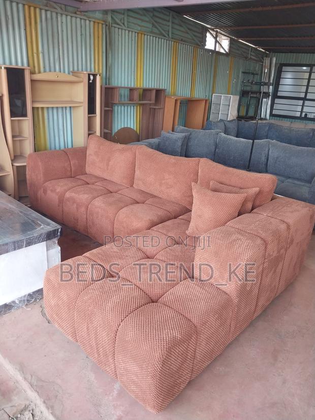 Super Branded 6 Seater Bubble L Sofa - main view