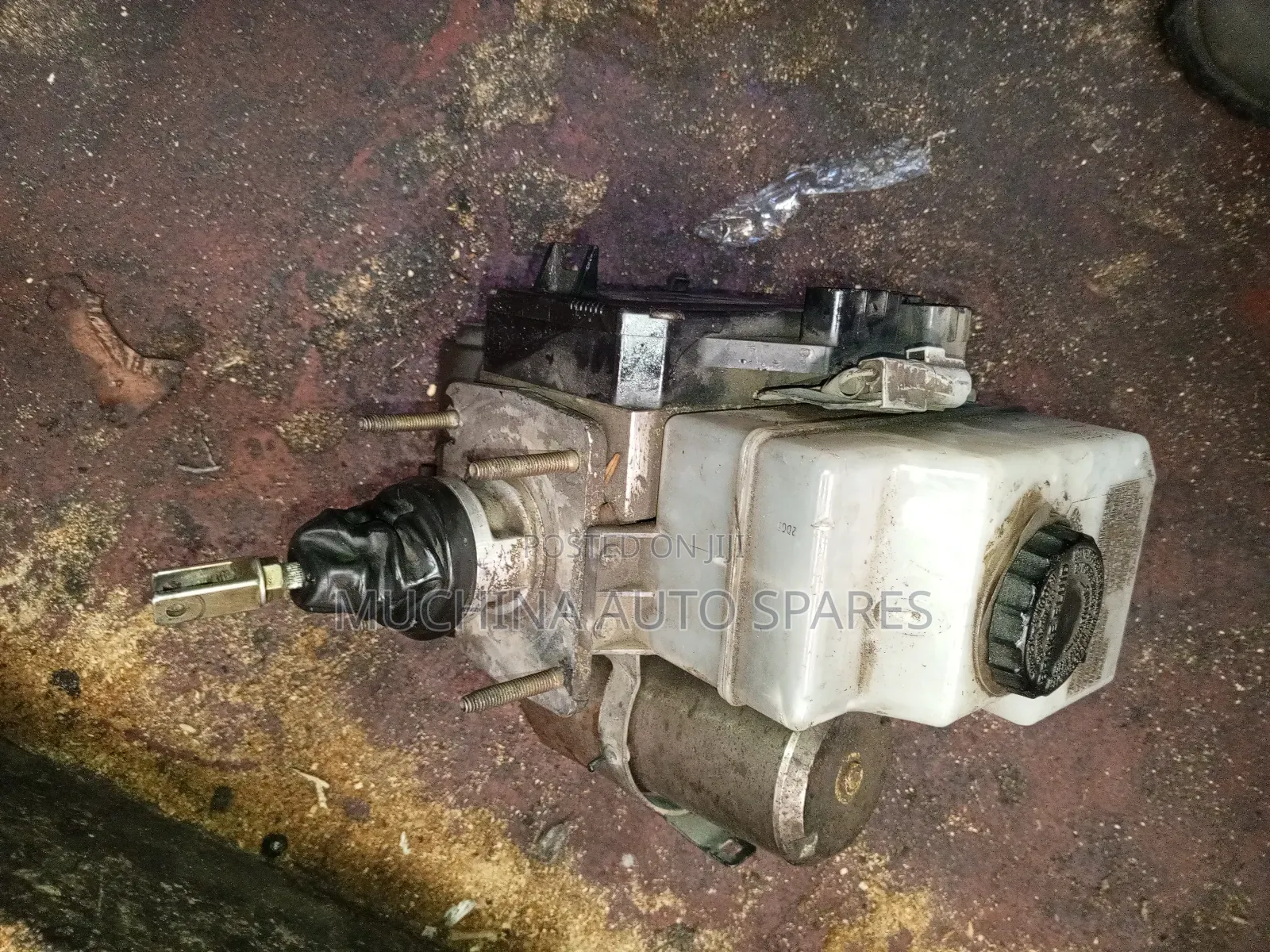 Brake Booster Land Cruiser 100series