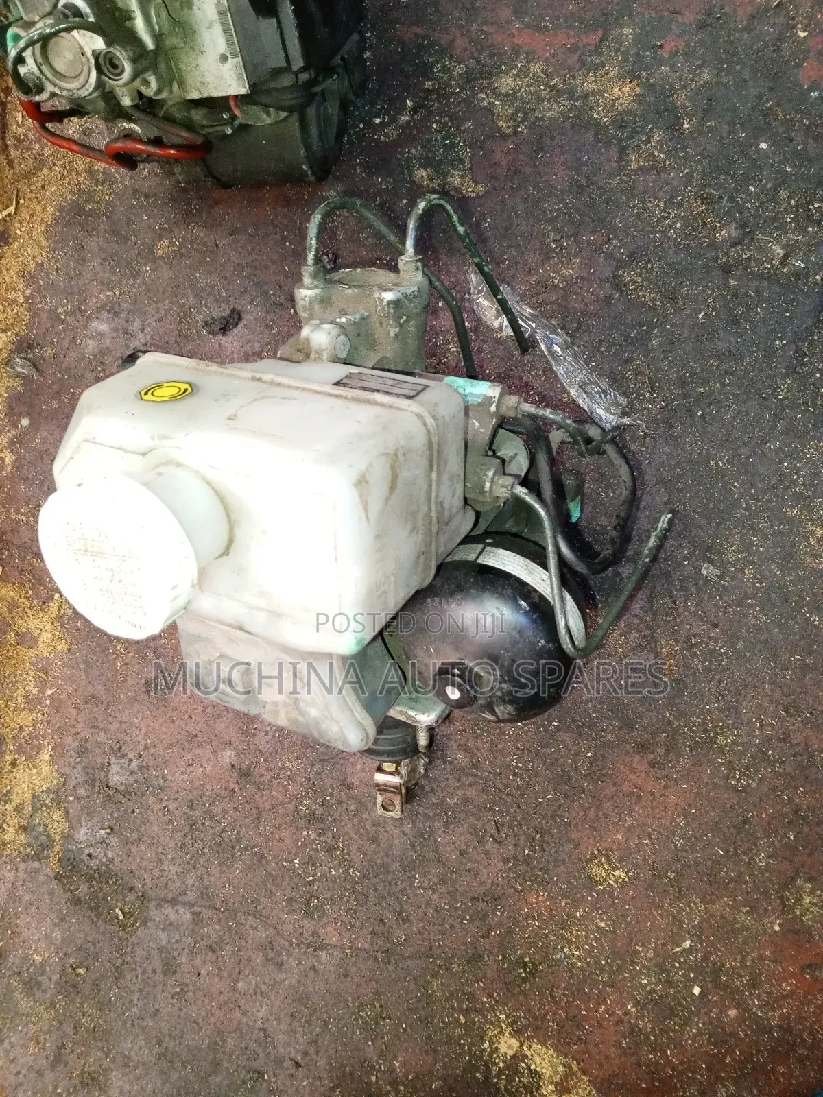 Brake Booster Mistrubish Pajero Shogun
