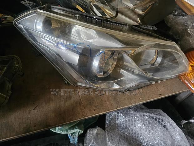 Headlight Suzuki Ciaz 2018 - main view