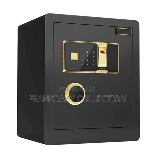 Keyboard Security Safe Box . Home Bank Safe Box. - main view