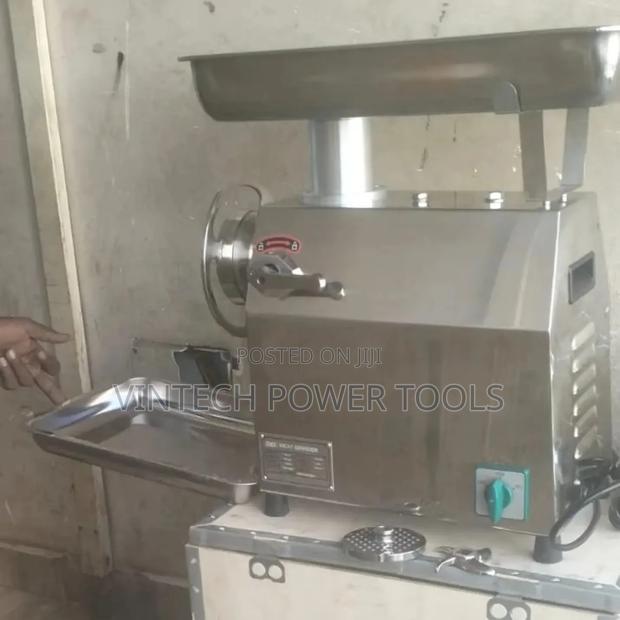 M 32 Meat Mincer With Reverse