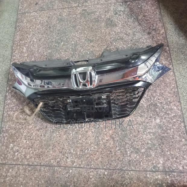 Ex Japan Grill Honda Vezel on Sale