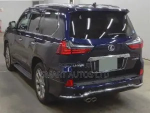Lexus LX 2017 Blue