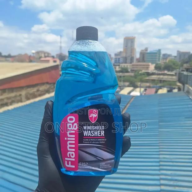 Windscreen Washer Liquid Cleand and Protects Windshield - main view