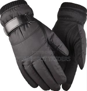 Winter Sports Gloves - main view