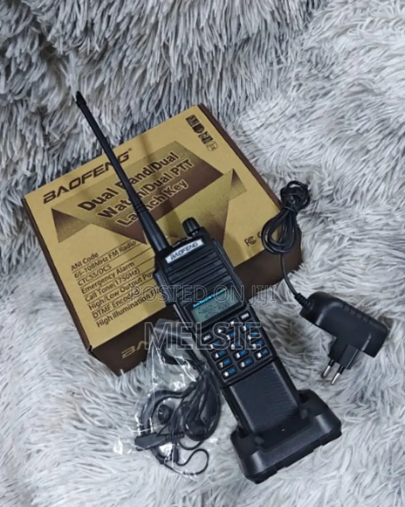 Two-Way Radio With Extended Battery Baofeng Uv-82 Walkie Talkie