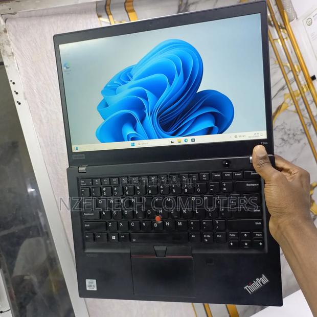 Laptop Lenovo Thinkpad T14s Gen 2 16GB Intel Core I5 SSD 256GB