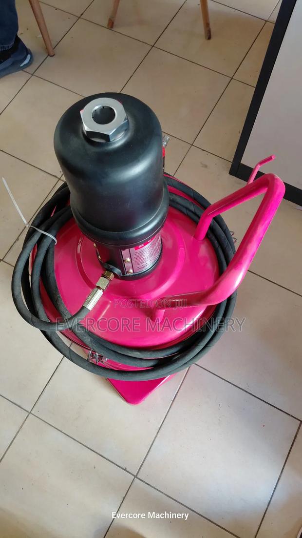 Commercial Pneumatic Grease Pump Machine 60litres Capacity. - thumbnail 3