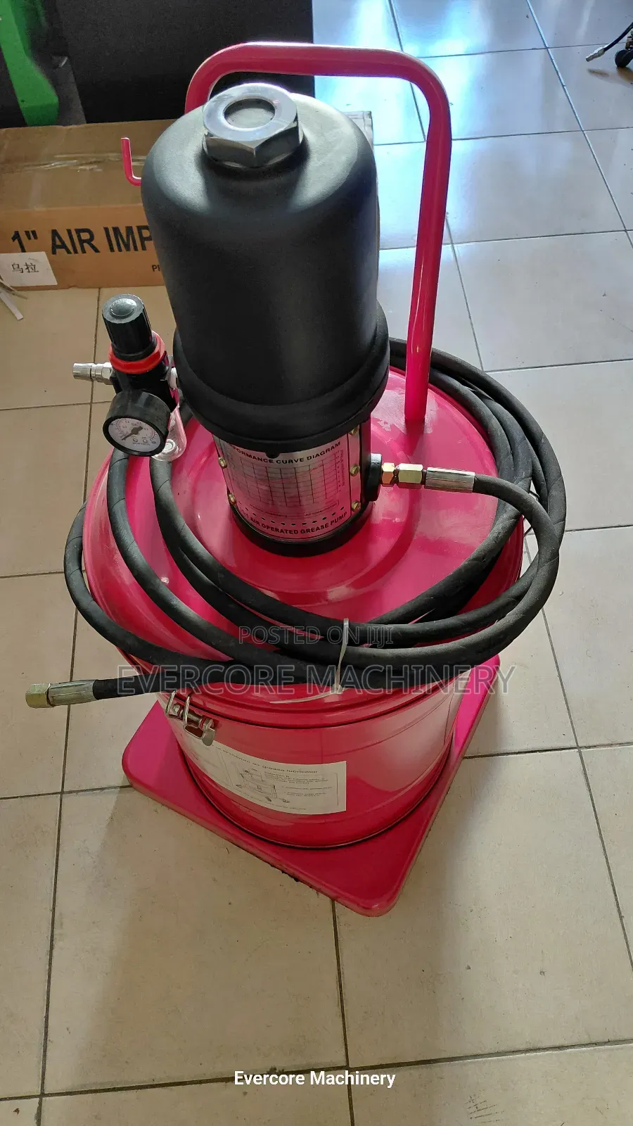 Best Quality Heavy Duty Pneumatic/Air Driven Greasing Machine.