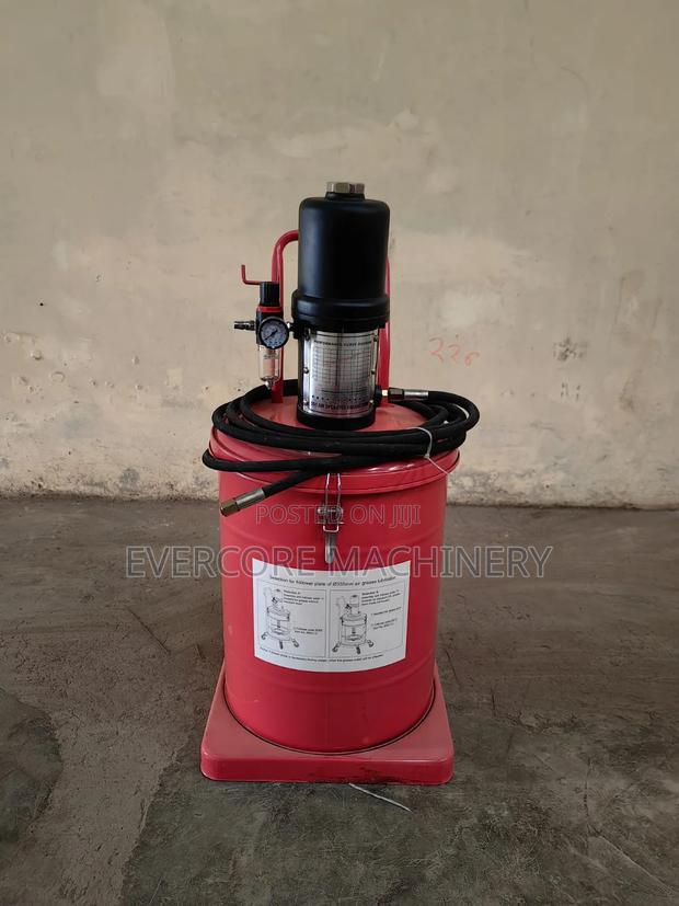 Best Quality Heavy Duty Pneumatic/Air Driven Greasing Machine. - thumbnail 3