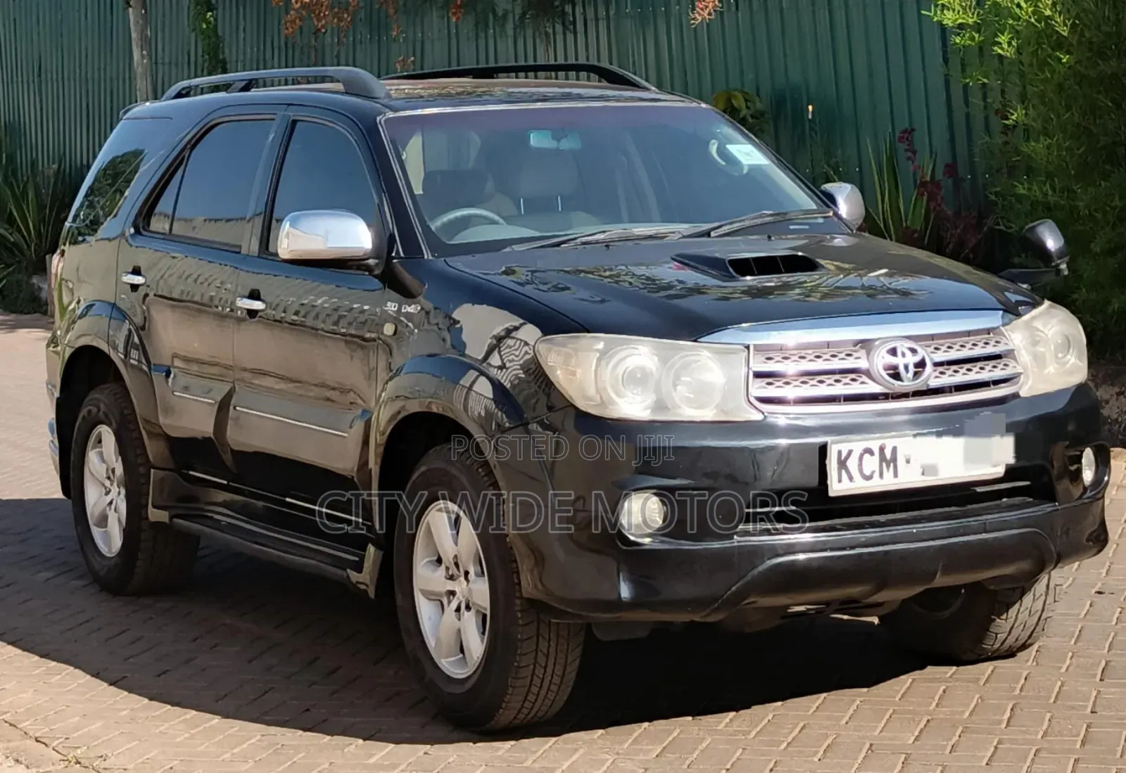 Toyota Fortuner 3.0 D AWD 2010 Black