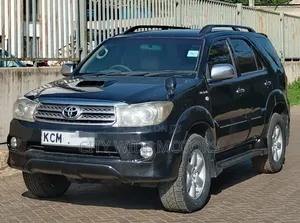 Toyota Fortuner 3.0 D AWD 2010 Black