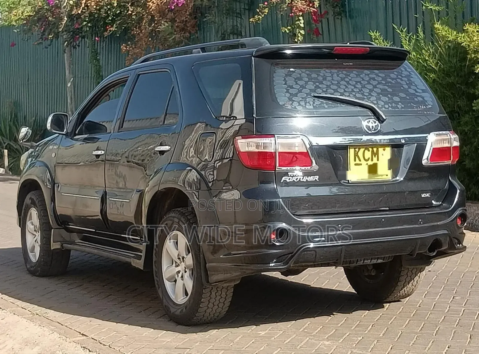 Toyota Fortuner 3.0 D AWD 2010 Black