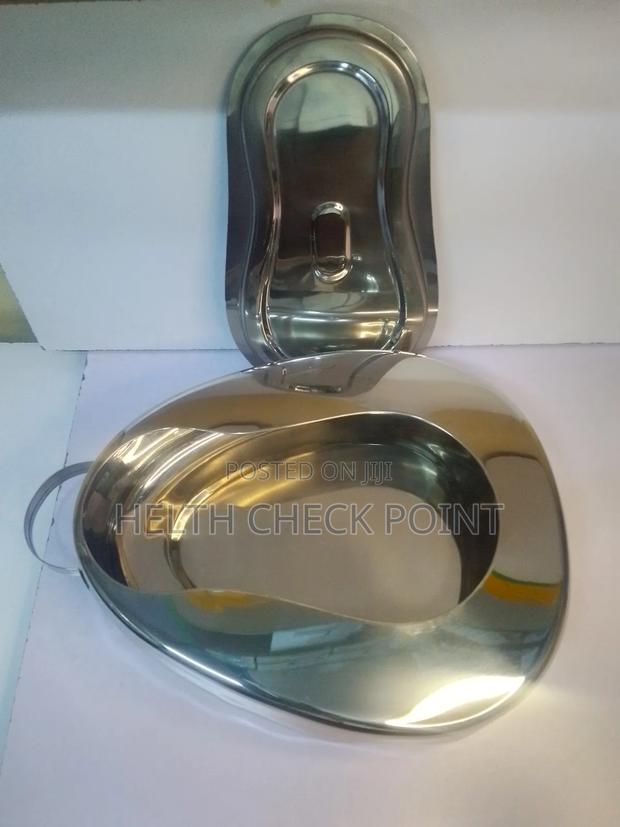 Stainless Steel Bedpan - thumbnail 2