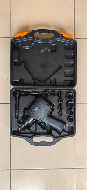 Heavy Duty Air/Pneumatic Impact Wrench Half Inch.