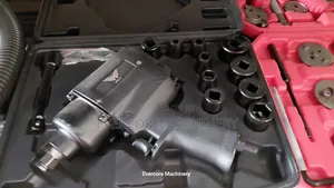 Heavy Duty Air/Pneumatic Impact Wrench Half Inch.