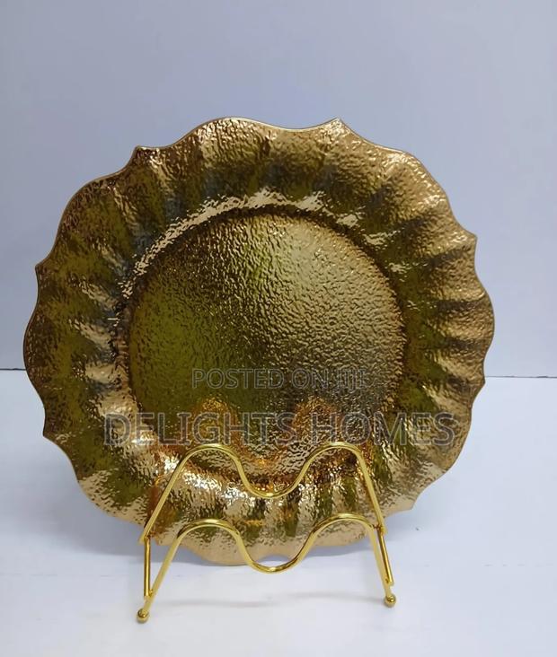 Classy Decor Piece Charger Plates_alp