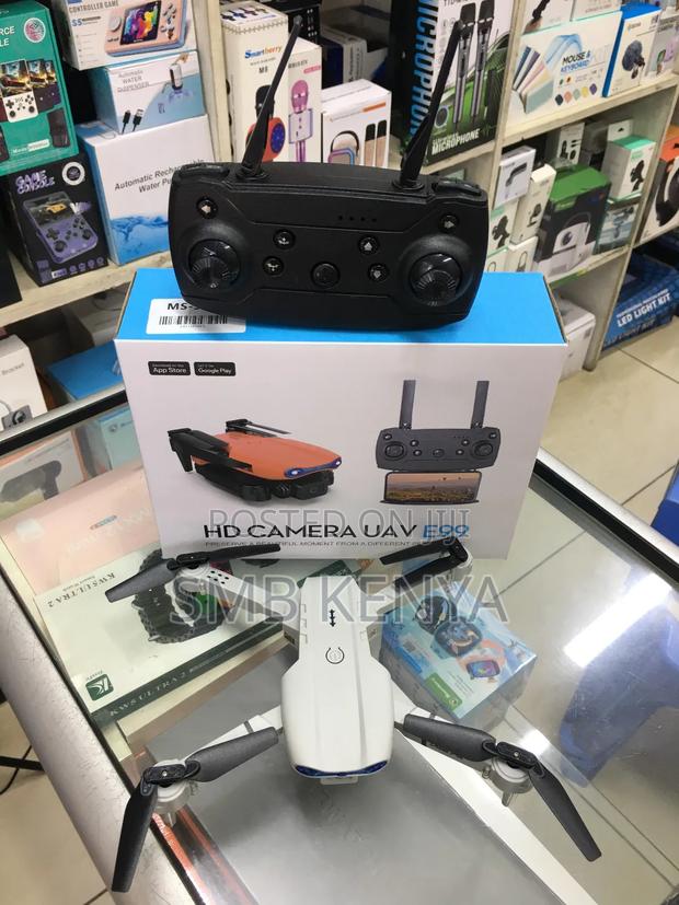 E99 Toy Drone With Camera - thumbnail 2