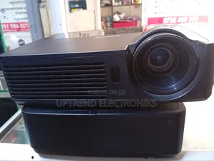 Portable Infocus In112 Projector – Ex-Uk Quality!