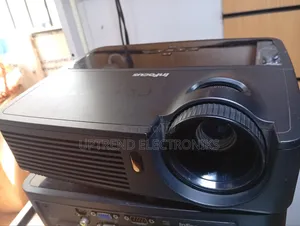Infocus In112 – Turn Any Room Into a Cinema
