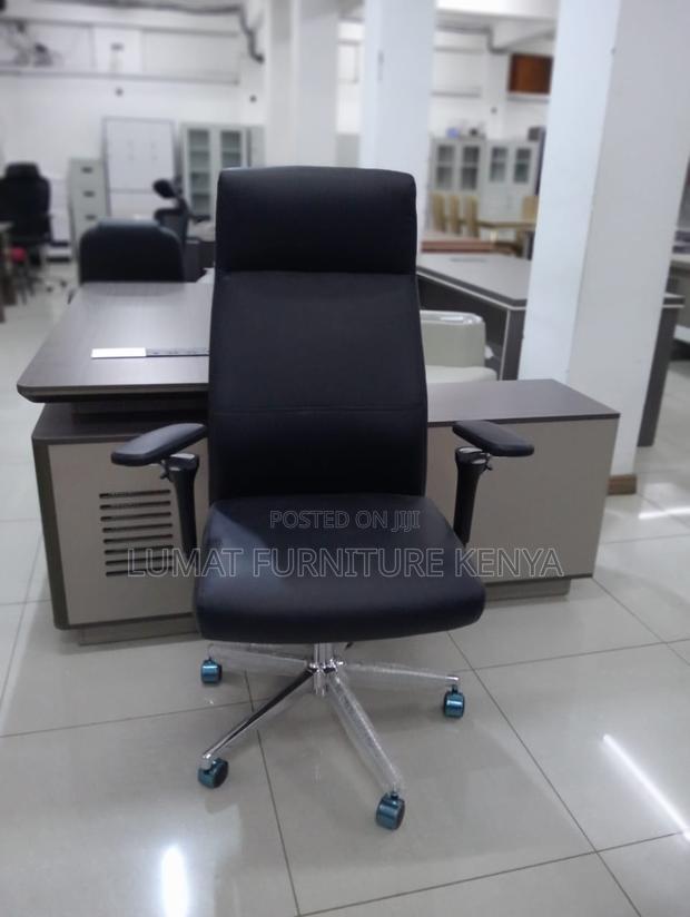 Professional Highback Office Chair - main view